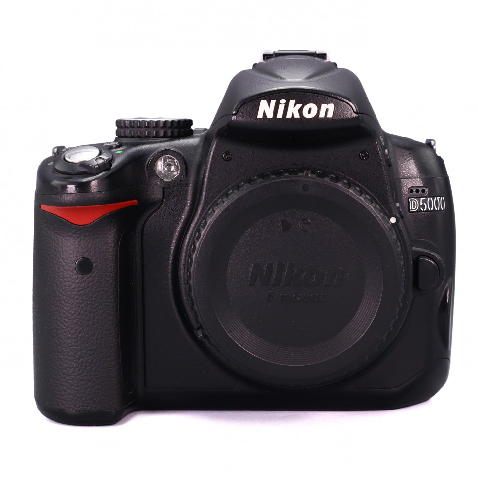 Nikon D5000 (54.000 кадров)