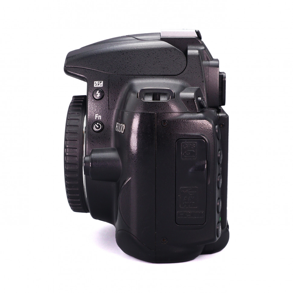 Nikon D5000 (54.000 кадров)