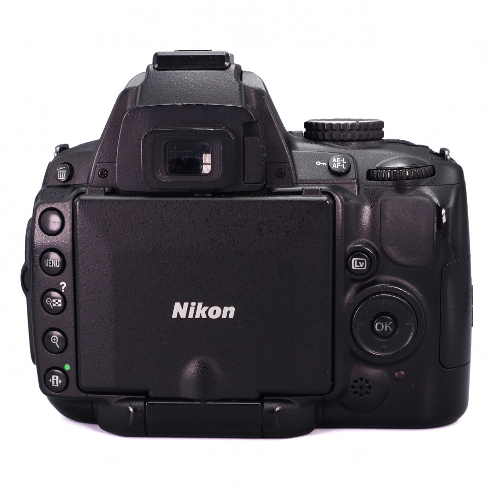 Nikon D5000 (54.000 кадров)