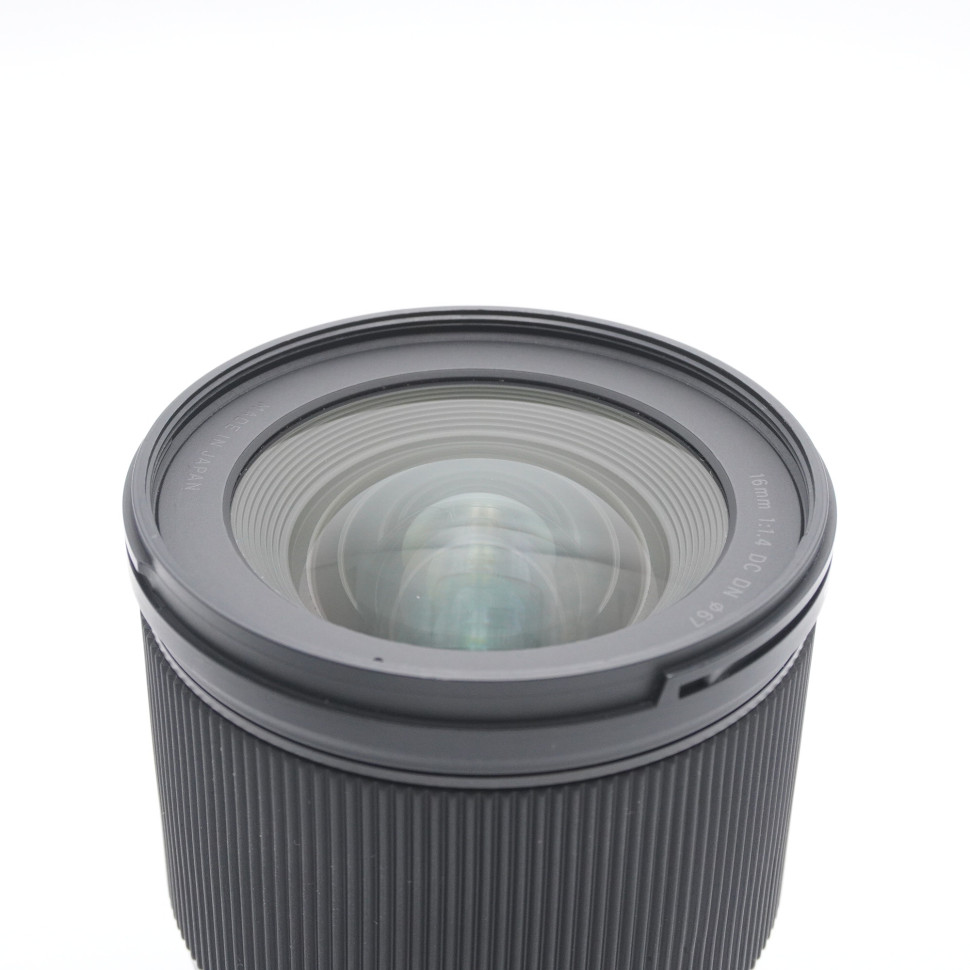 Sigma 16mm f/1.4 DC DN Sony E (состояние 4)