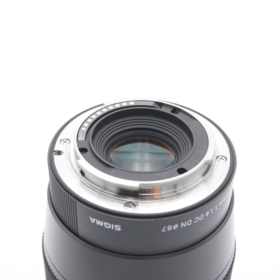 Sigma 16mm f/1.4 DC DN Sony E (состояние 4)