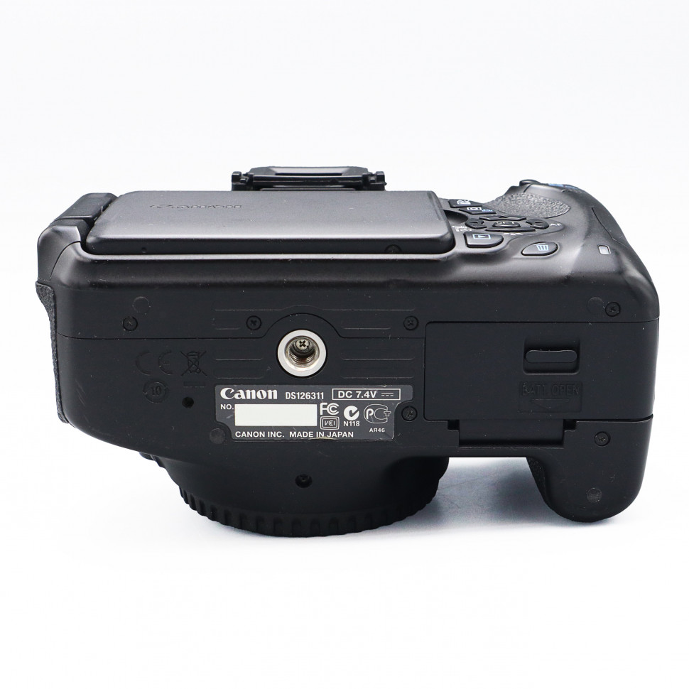 Canon EOS 600D (17.000 кадров)