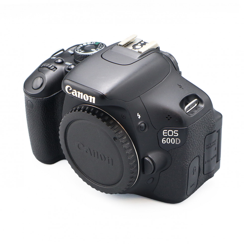 Canon EOS 600D (17.000 кадров)