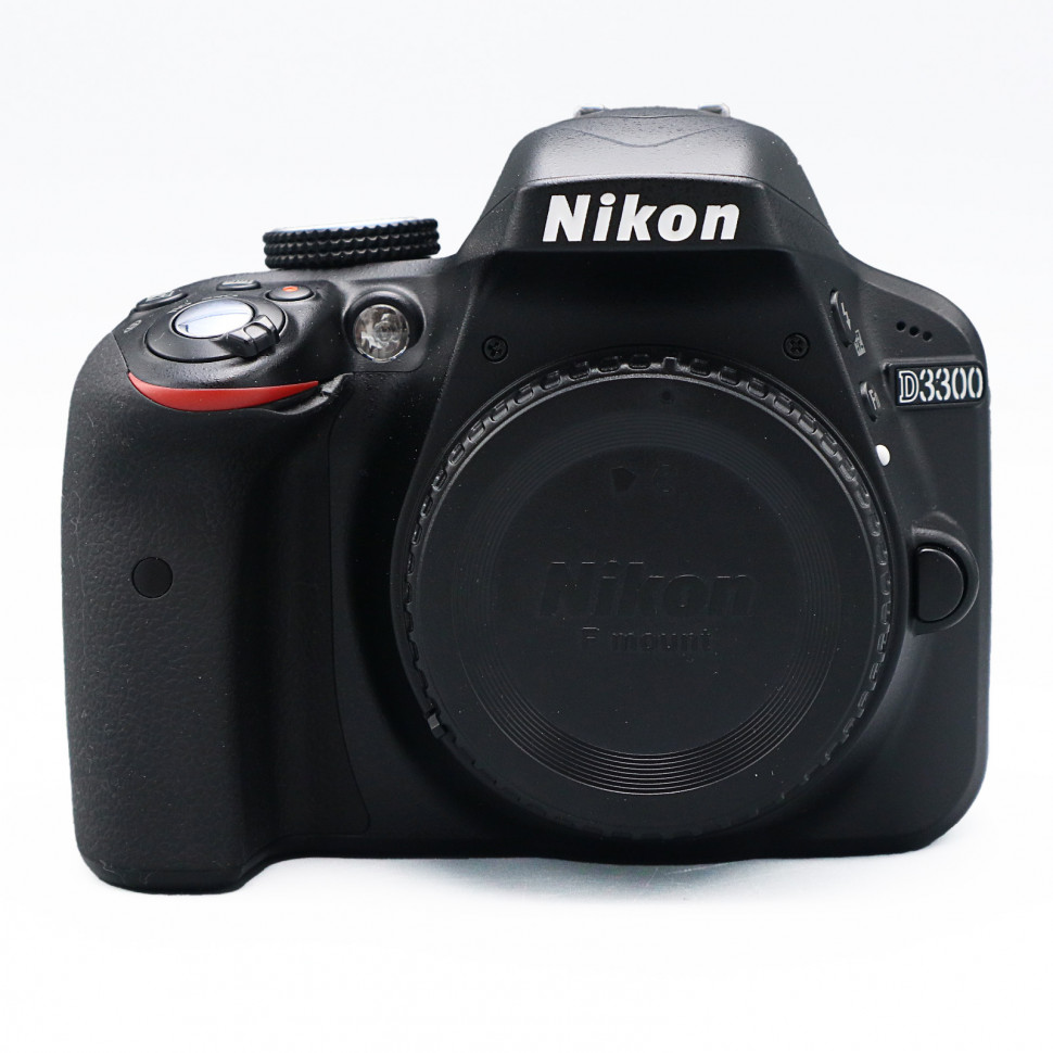 Nikon D3300 Body (9400 кадров)