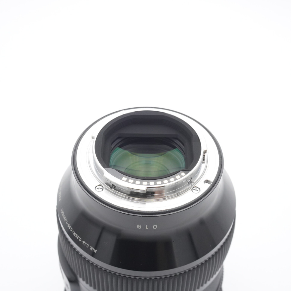 Sigma 24-70mm f/2.8 DG DN Sony FE (состояние 5-)