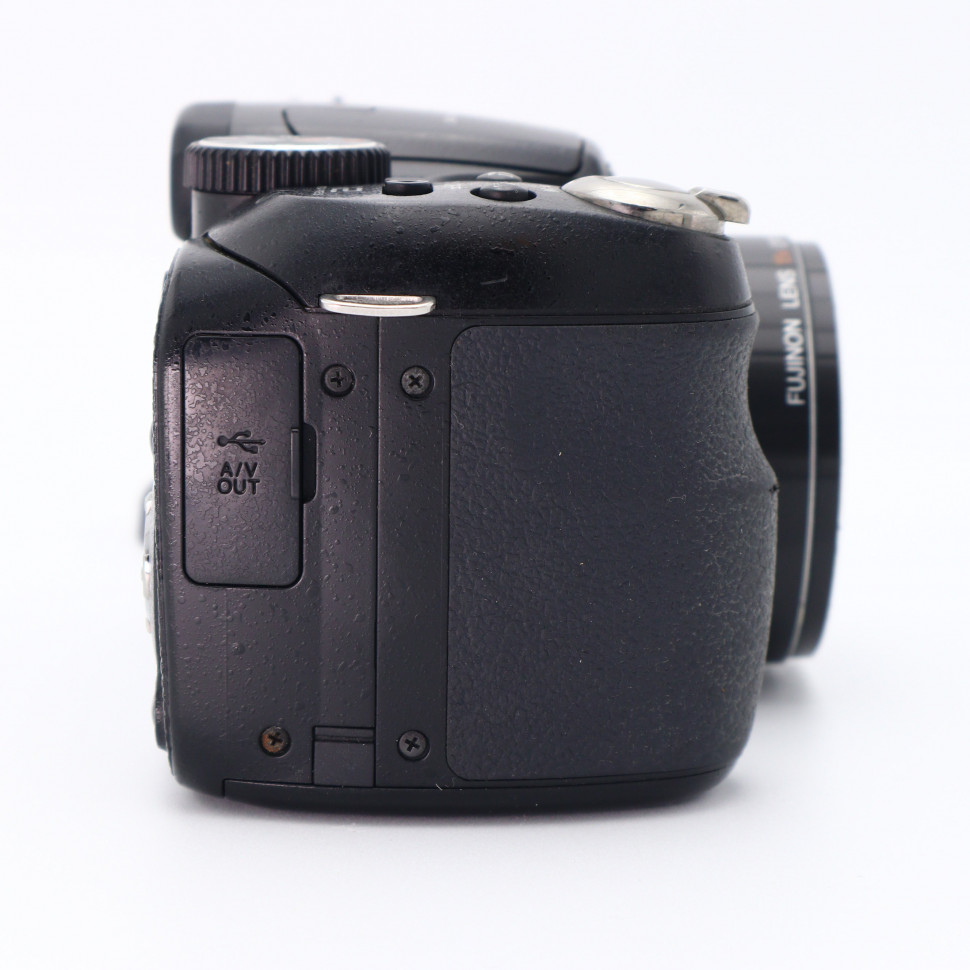 FinePix S1600  (состояние 5-)