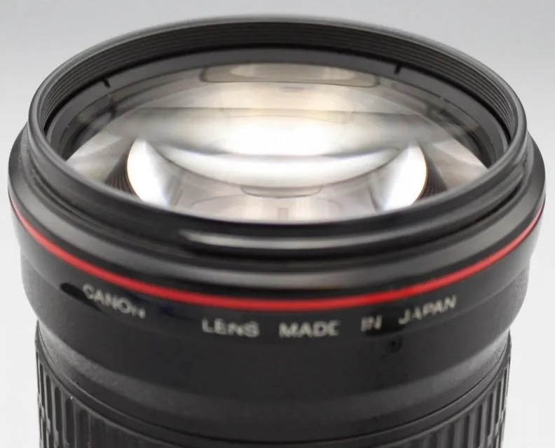 Canon EF 135mm f/2L USM (сост. 5-)