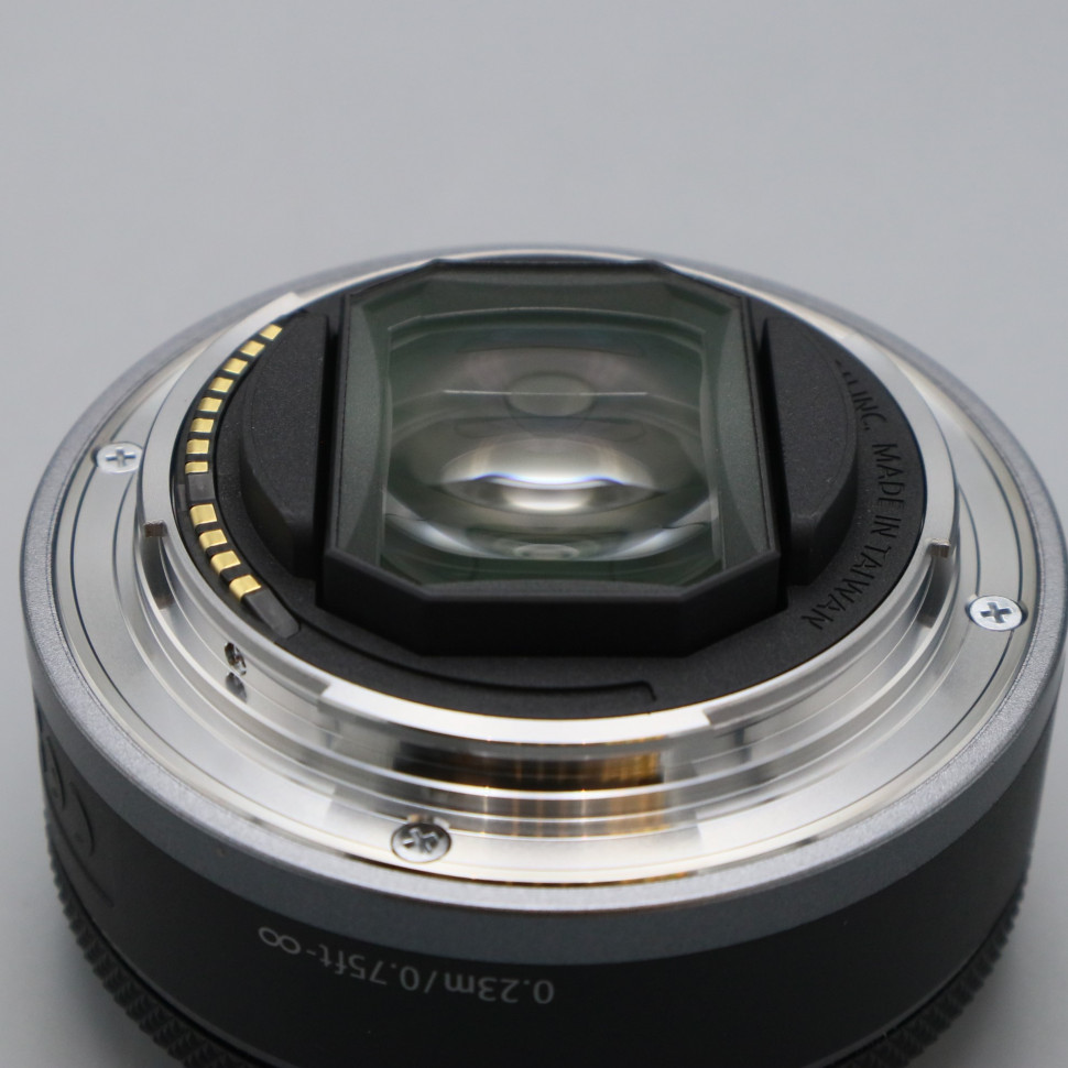 Canon RF 28mm f/2.8 STM (состояние 5)