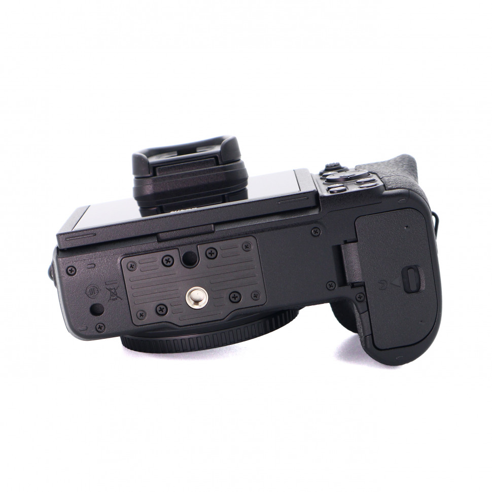 Nikon Z5 (14.000 кадров)