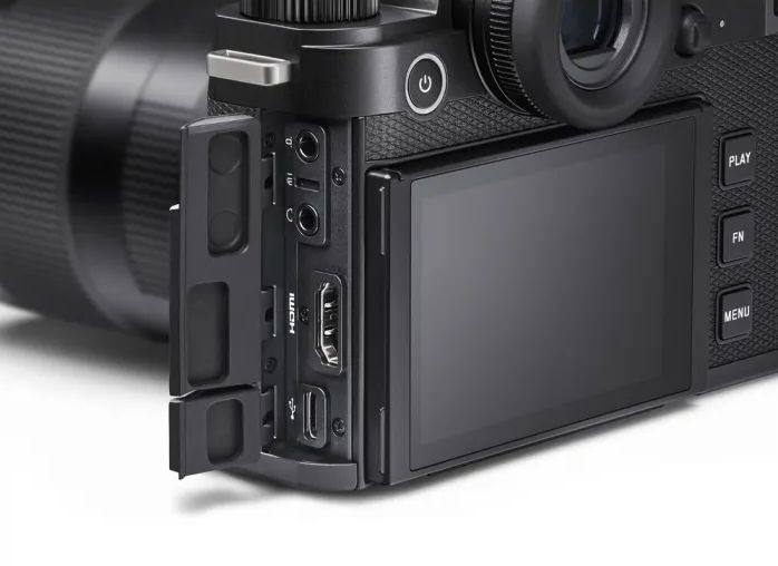 Беззеркальный фотоаппарат Leica SL3 Mirrorless Camera