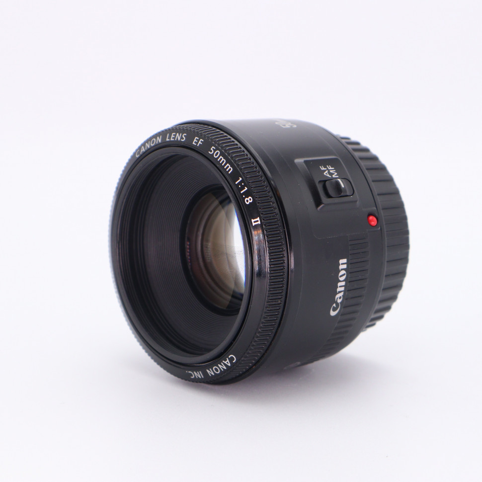 Canon EF 50mm f/1.8 II    (состояние 5-)