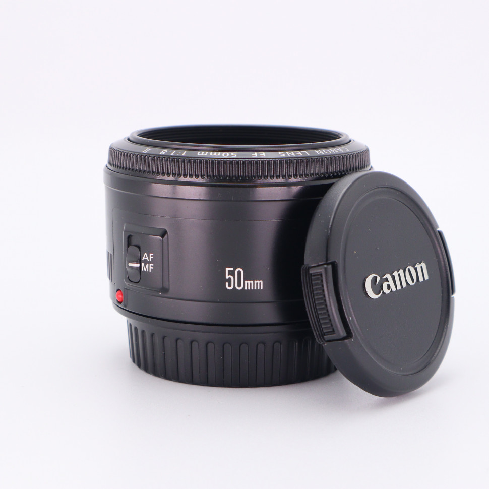 Canon EF 50mm f/1.8 II    (состояние 5-)