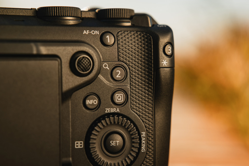 Фотоаппарат Canon EOS R6V Body