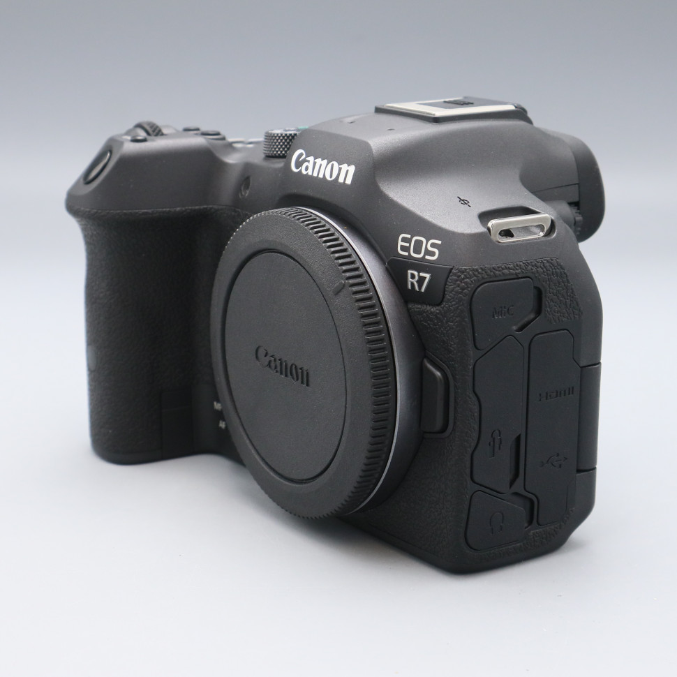 Canon EOS R7 Body (23000 кадров)