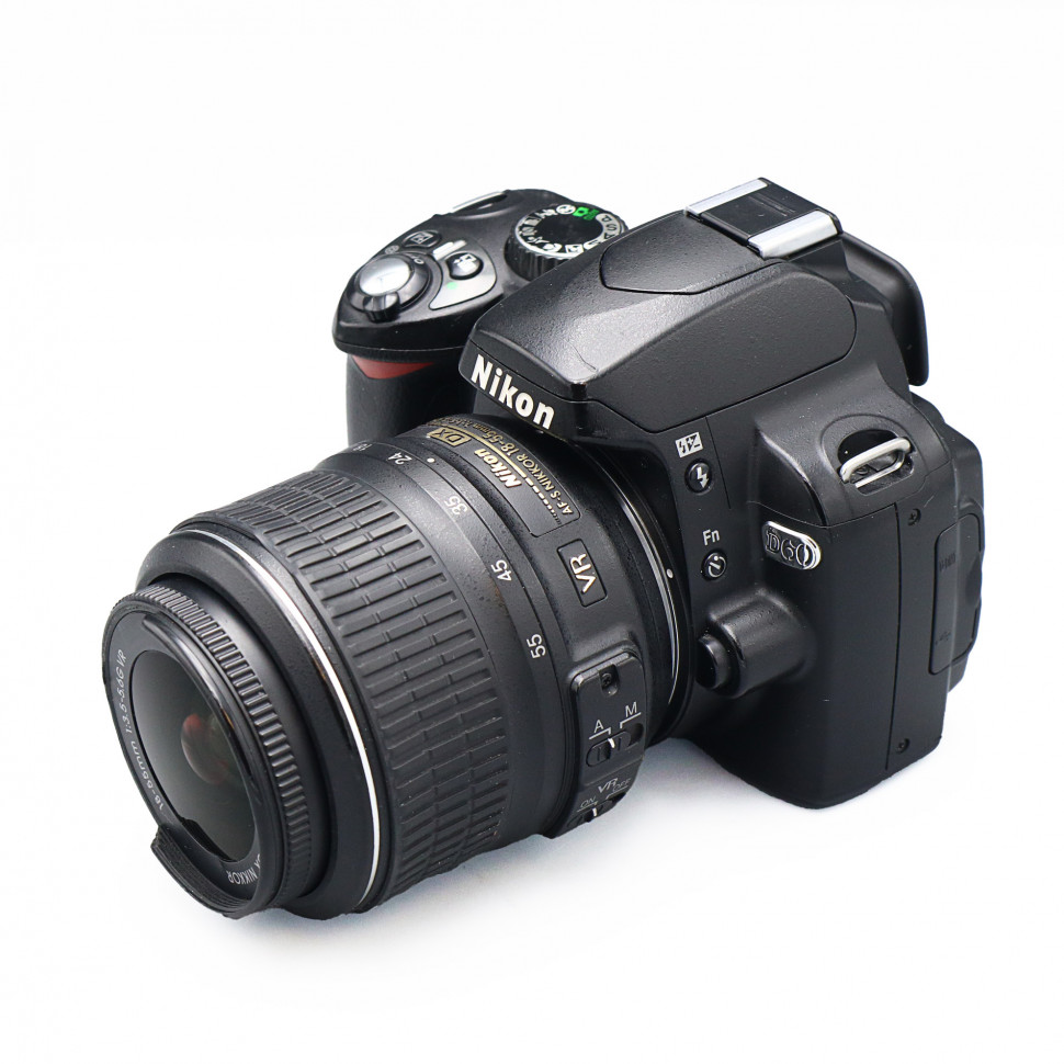 Nikon D60 Kit AF-S DX 18-55mm f/3.5-4.5 G VR (25.000 кадров)