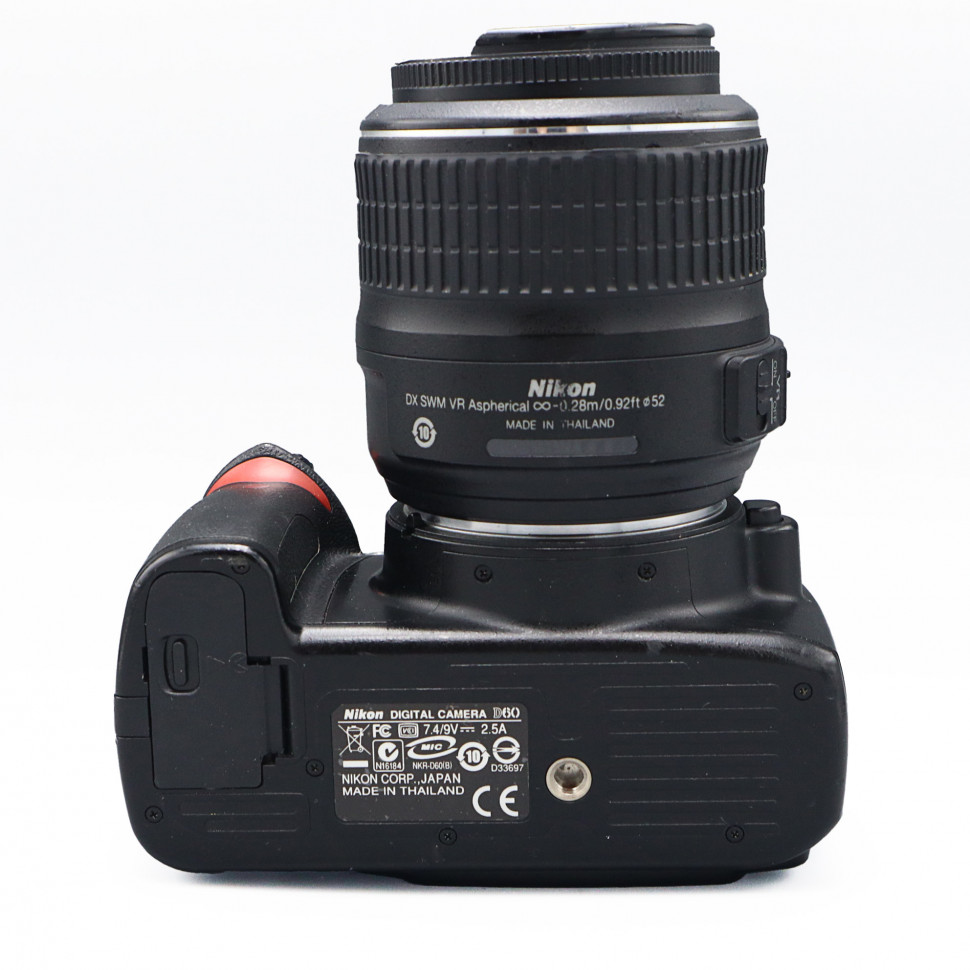 Nikon D60 Kit AF-S DX 18-55mm f/3.5-4.5 G VR (25.000 кадров)