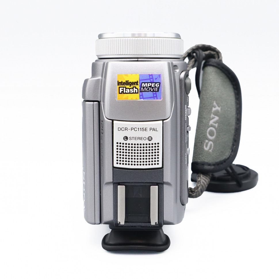 Sony Handycam DCR-PC115E