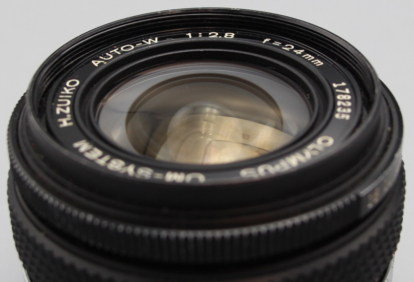 Olympus Om-System H.Zuiko Auto-W 24 mm f/2.8 (состояние 5)
