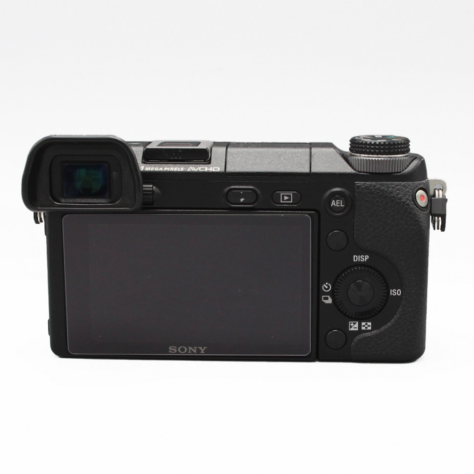 Sony NEX-6 Kit 16-50mm (14500 кадров)