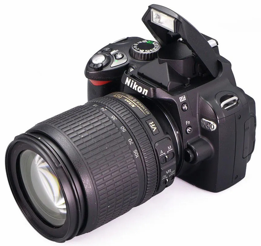 Nikon D60 Kit AF-S DX 18-105mm f/3.5-5.6 G ED VR (13.000 кадров)