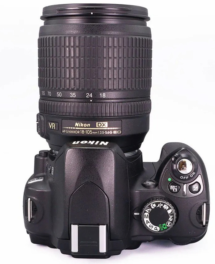 Nikon D60 Kit AF-S DX 18-105mm f/3.5-5.6 G ED VR (13.000 кадров)