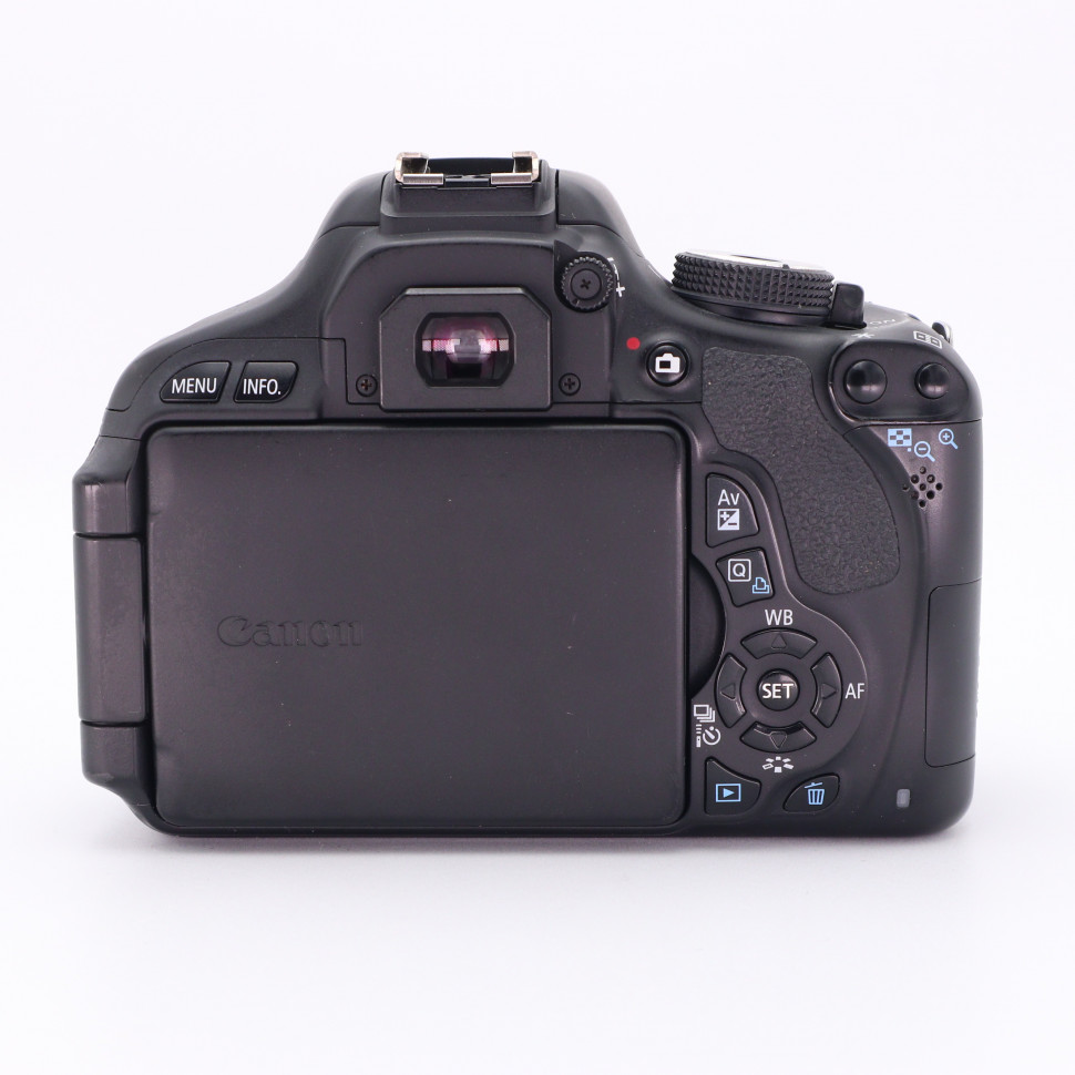Canon EOS 600D (14.000 кадров)