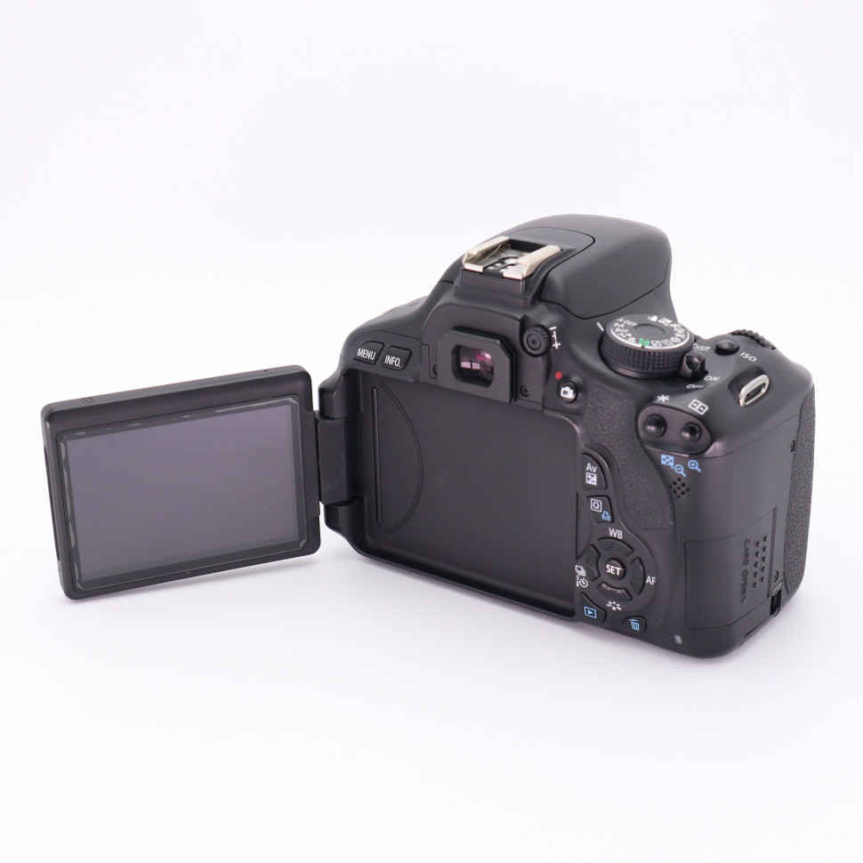 Canon EOS 600D (14.000 кадров)