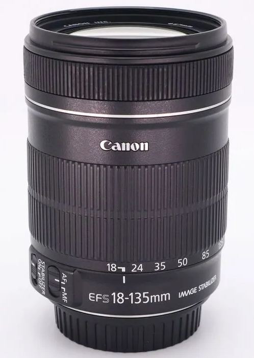 Canon EF-S 18-135mm f/3.5-5.6 IS  (сост. 4)