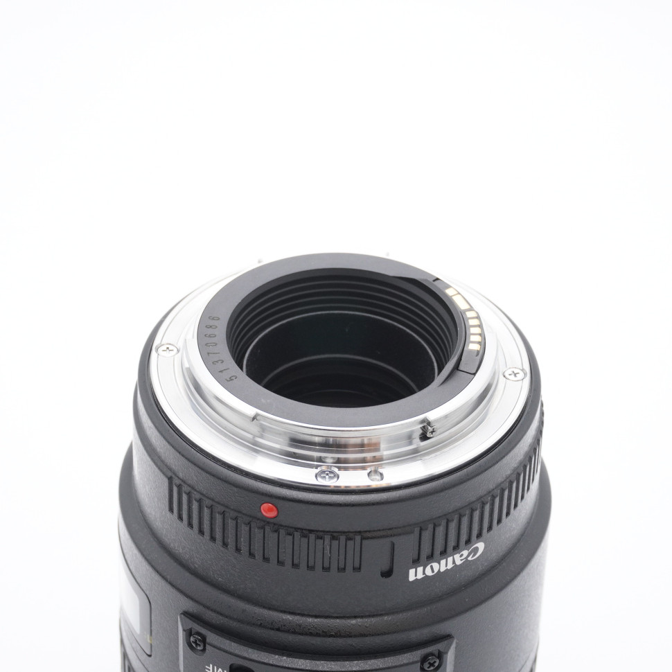 Canon EF 100mm f/2.8 Macro USM (состояние 5-)