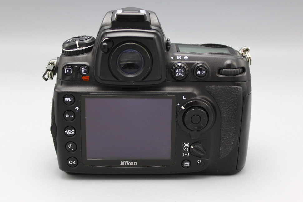 Nikon D700  (111 тыс. кадров)