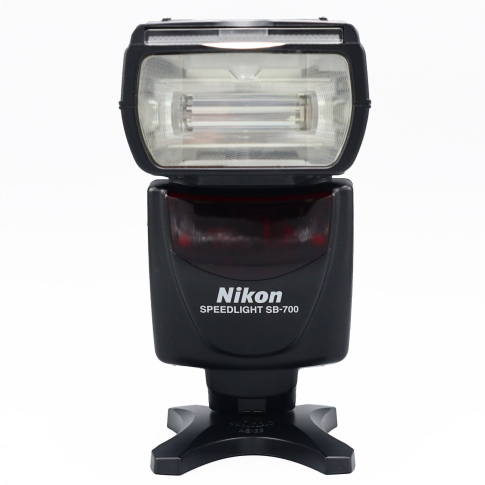 Nikon Speedlight SB-700  (состояние 5-)