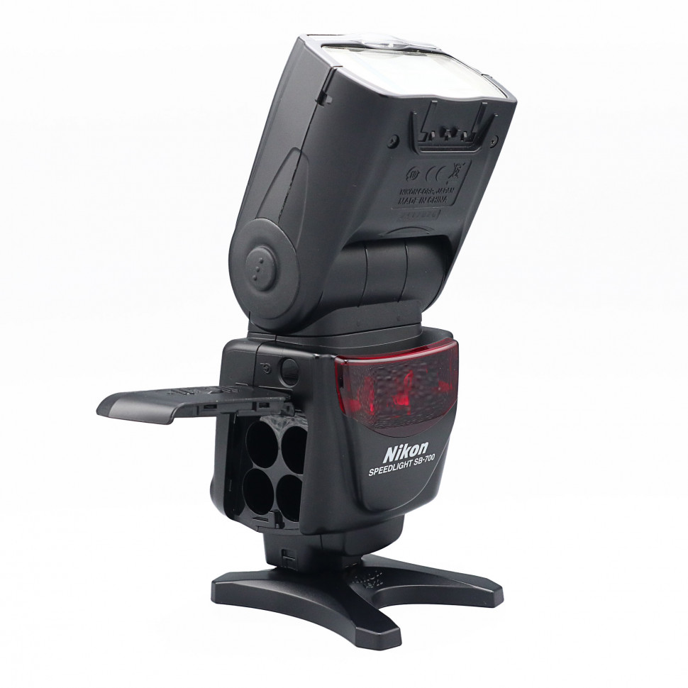 Nikon Speedlight SB-700  (состояние 5-)