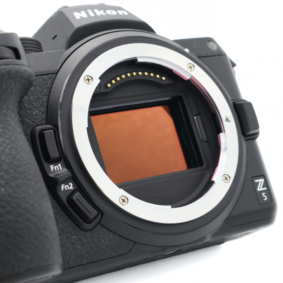 Nikon Z5 (2.000 кадров)