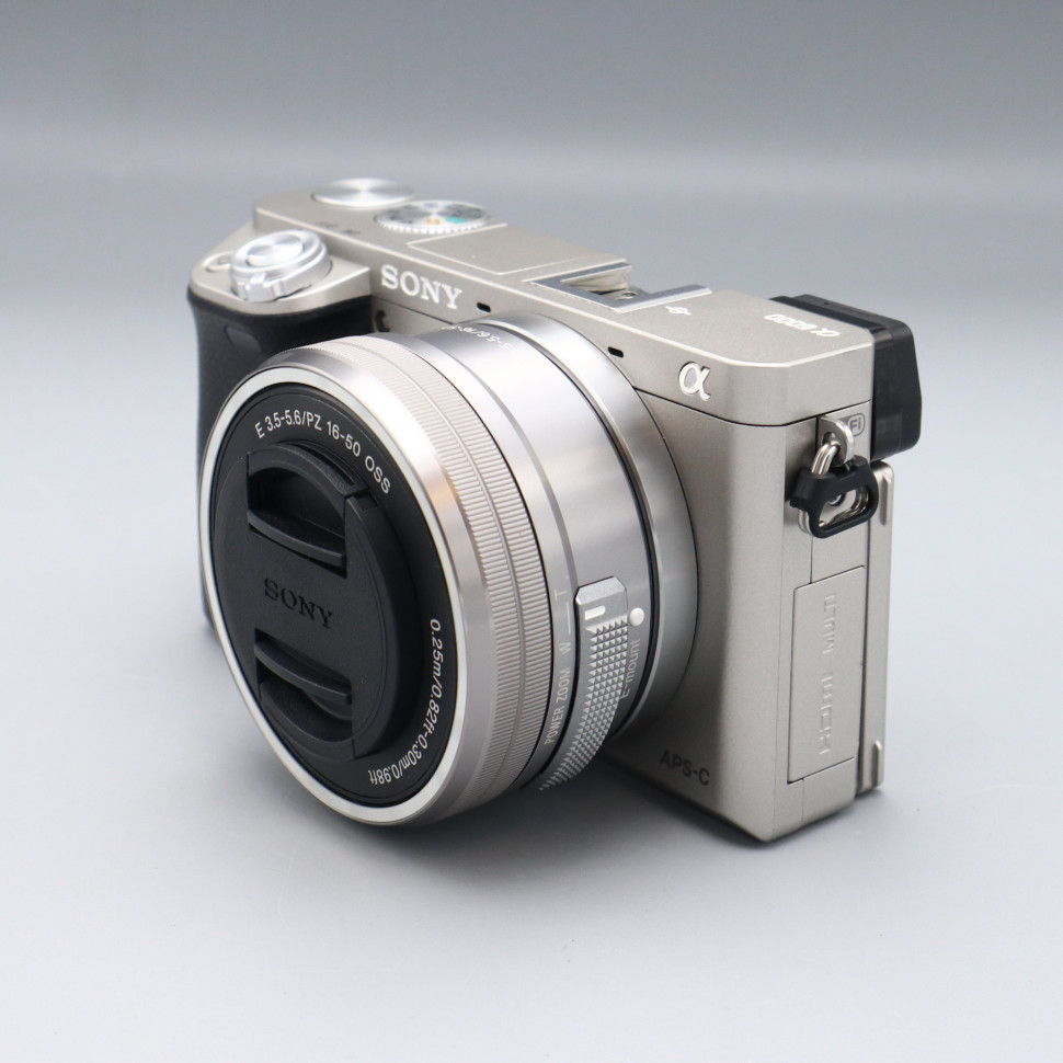 Sony A6000 Kit 16-50mm  f/3.5-5.6 PZ OSS (6.600 кадров)