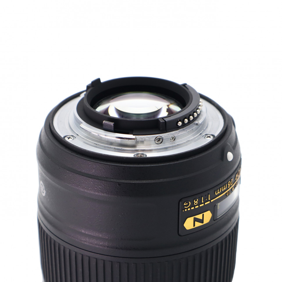 Nikon Nikkor AF-S 28mm F 1,8 G (сост 5-)