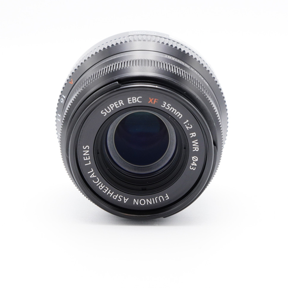 Fujifilm XF 35mm f/2 R WR (состояние 5-)