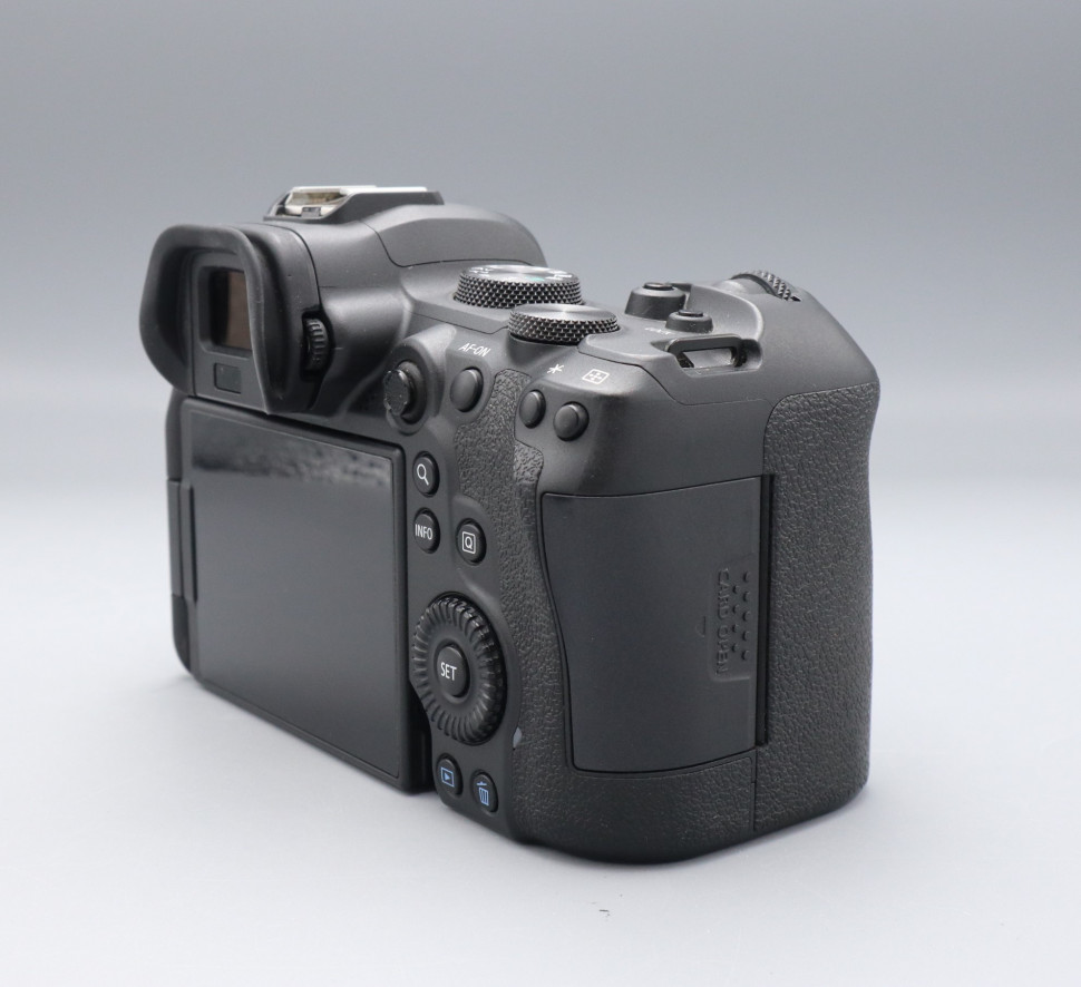 Canon EOS R6 (40.000 кадров)
