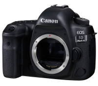 Canon EOS 5D Mark IV Kit EF 24-105mm f/4.0L IS II USM Black