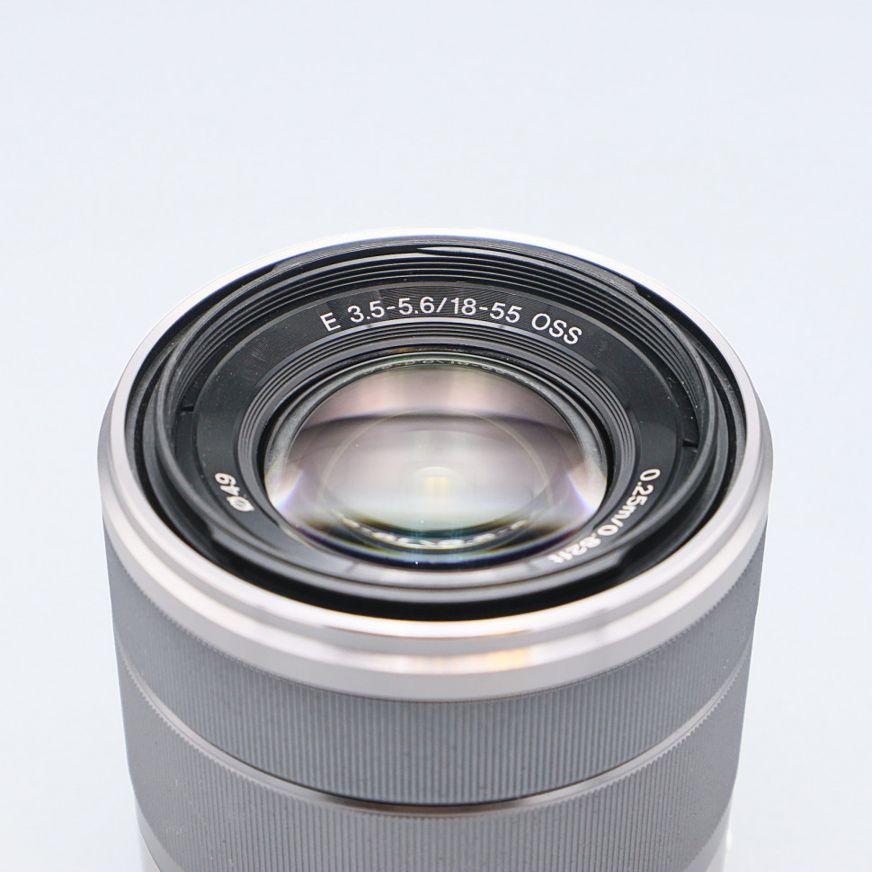 Sony 18-55mm F3.5-5.6 OSS Silver  (сост. 4)