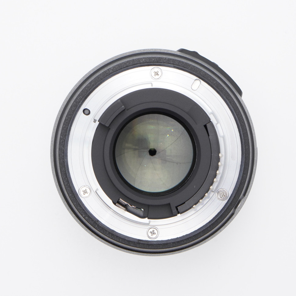 Nikon 35mm f/1.8G AF-S DX Nikkor  (сост. 5)