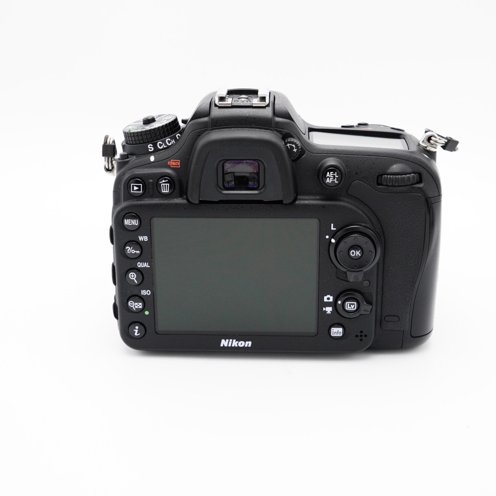 Nikon D7100 Kit AF-S 18-105mm (21.000 кадров)