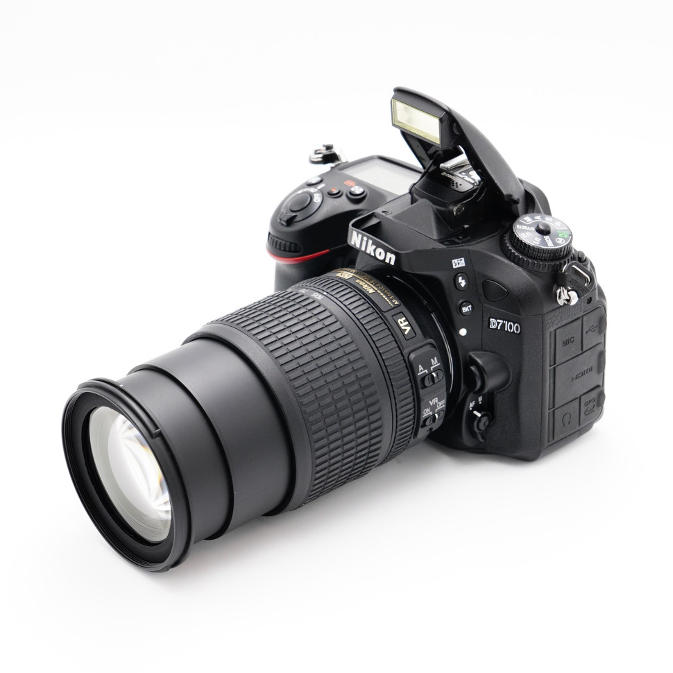 Nikon D7100 Kit AF-S 18-105mm (21.000 кадров)