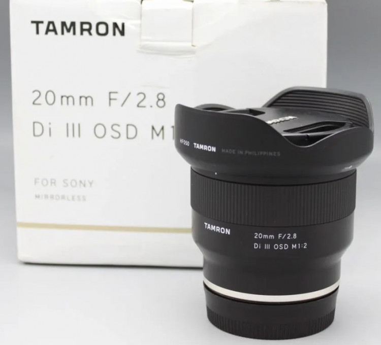 Tamron 20mm f/2.8 Di III OSD Sony (сост. 5-)