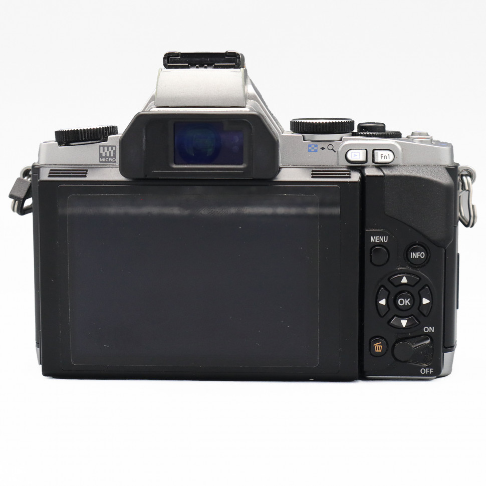Olympus OM-D E-M5 (нерабочий)