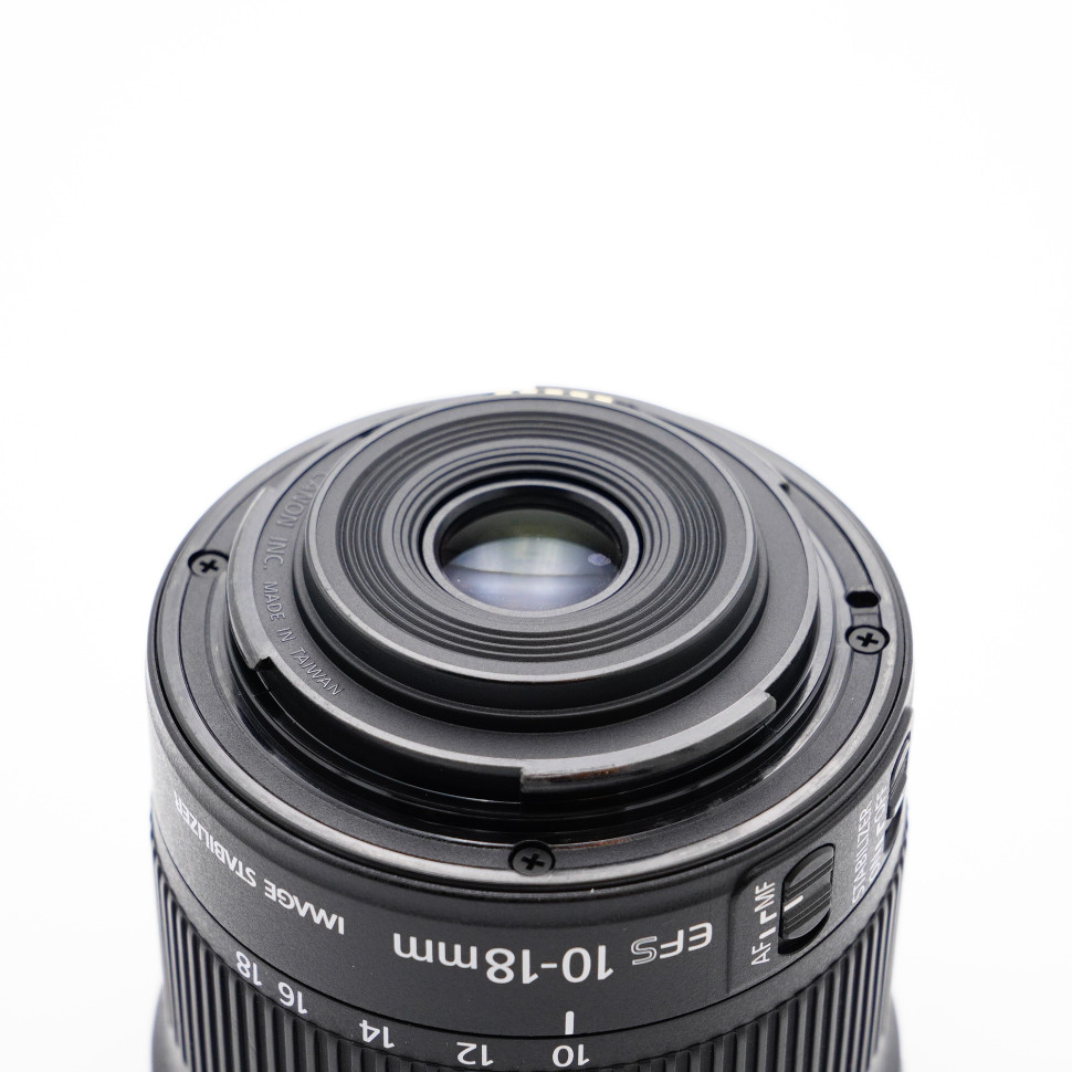 Canon EF-S 10-18mm f/4.5-5.6 IS STM (состояние 5)