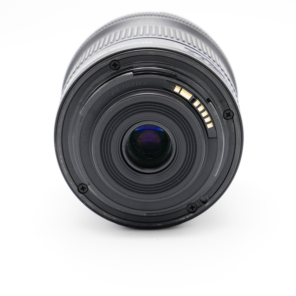 Canon EF-S 10-18mm f/4.5-5.6 IS STM (состояние 5)