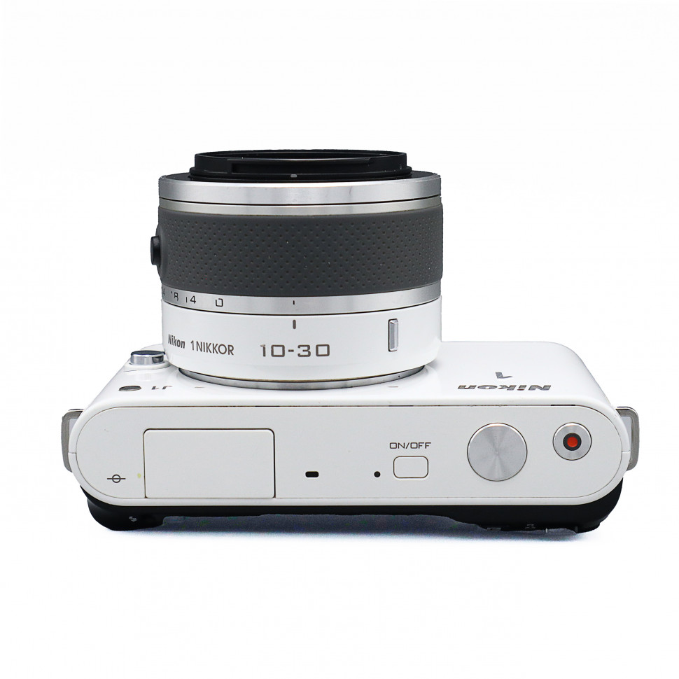 Nikon J1 Kit Nikkor 10-30mm VR (состояние 4)