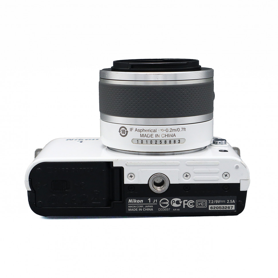 Nikon J1 Kit Nikkor 10-30mm VR (состояние 4)