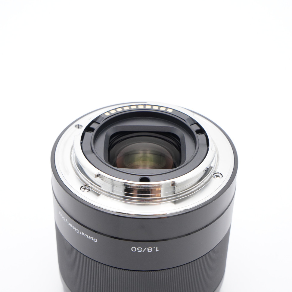 Sony E 50mm f/1.8 OSS (сост. 5-)