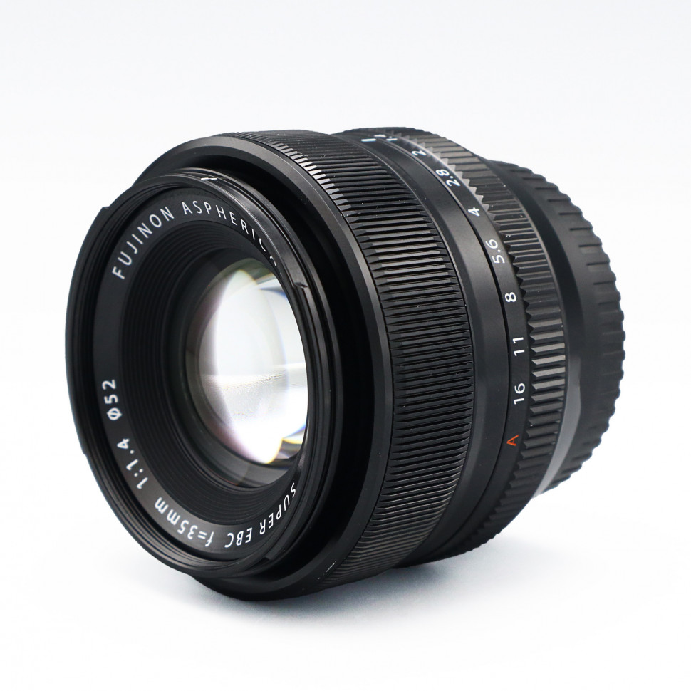 Fujifilm XF 35mm f/1.4 R (состояние 5-)